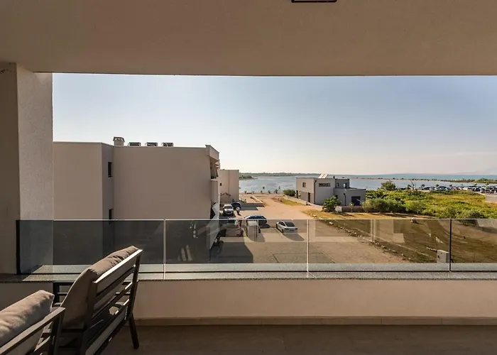 The Perfect View דירה נין