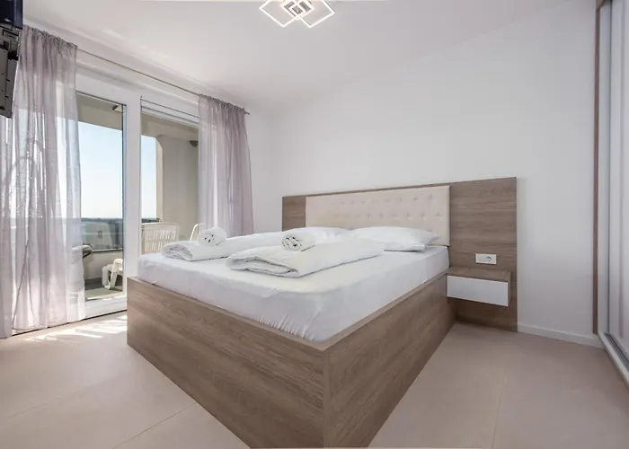 The Perfect View נין